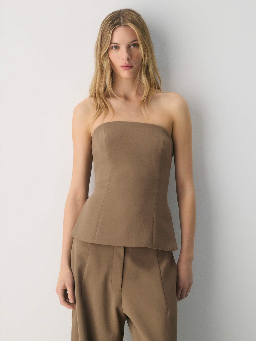 Aritzia Posh Tube Top in Folio Brown